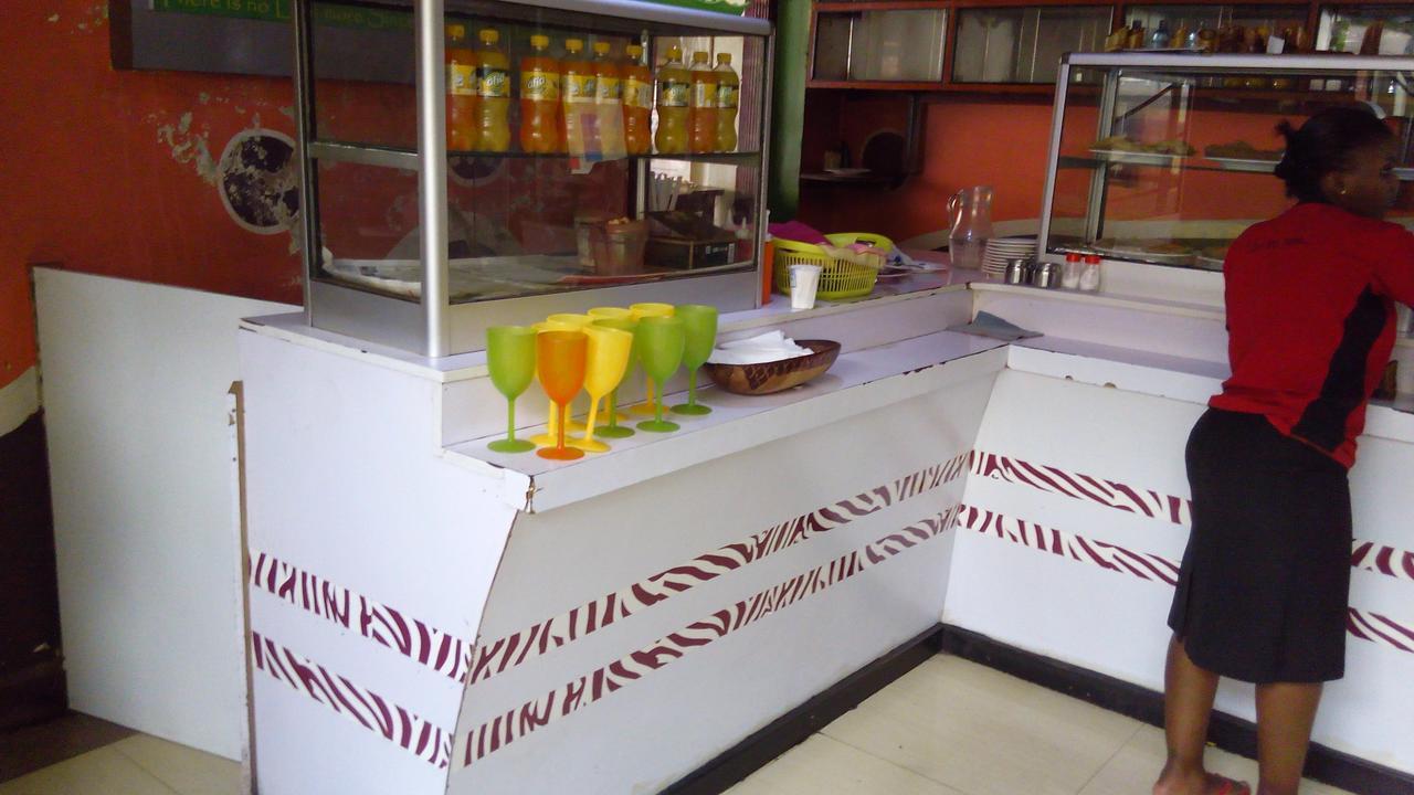 Royal Palm Hotel And Suites Nakuru Extérieur photo