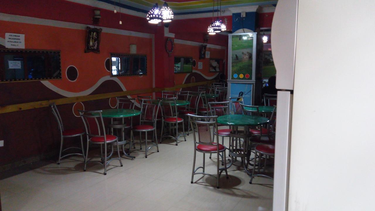 Royal Palm Hotel And Suites Nakuru Extérieur photo