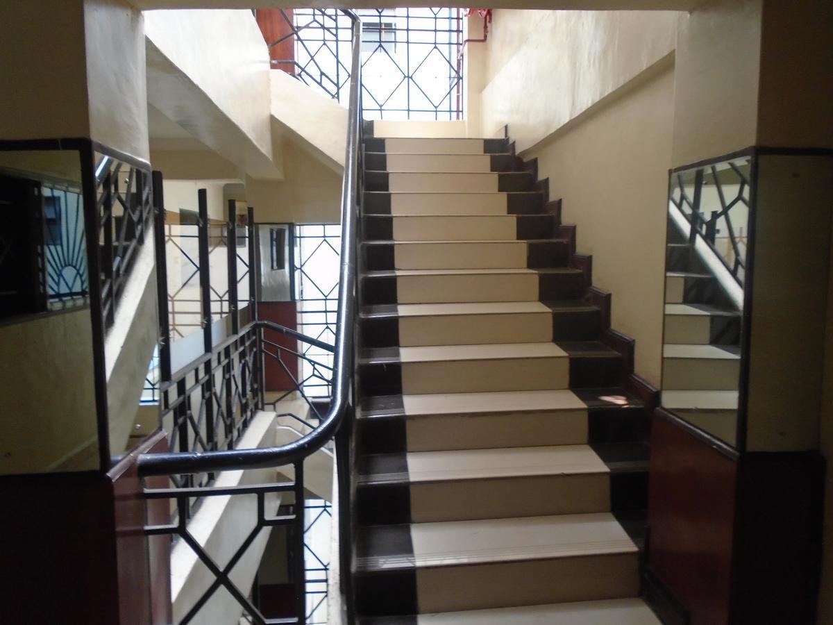 Royal Palm Hotel And Suites Nakuru Extérieur photo